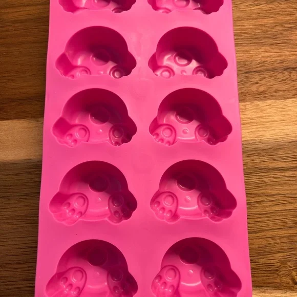 Easter Dog Basket - Picture 10 of 12